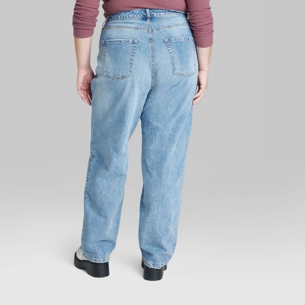 NWT Target Women's High-Rise Curvy Loose Straight Jeans Plus Size 28 - Picture 2 of 2